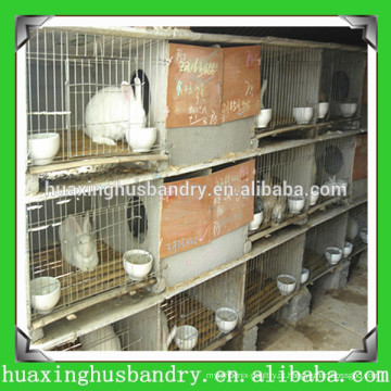 Gaiolas de coelho usadas para venda com preço de desconto